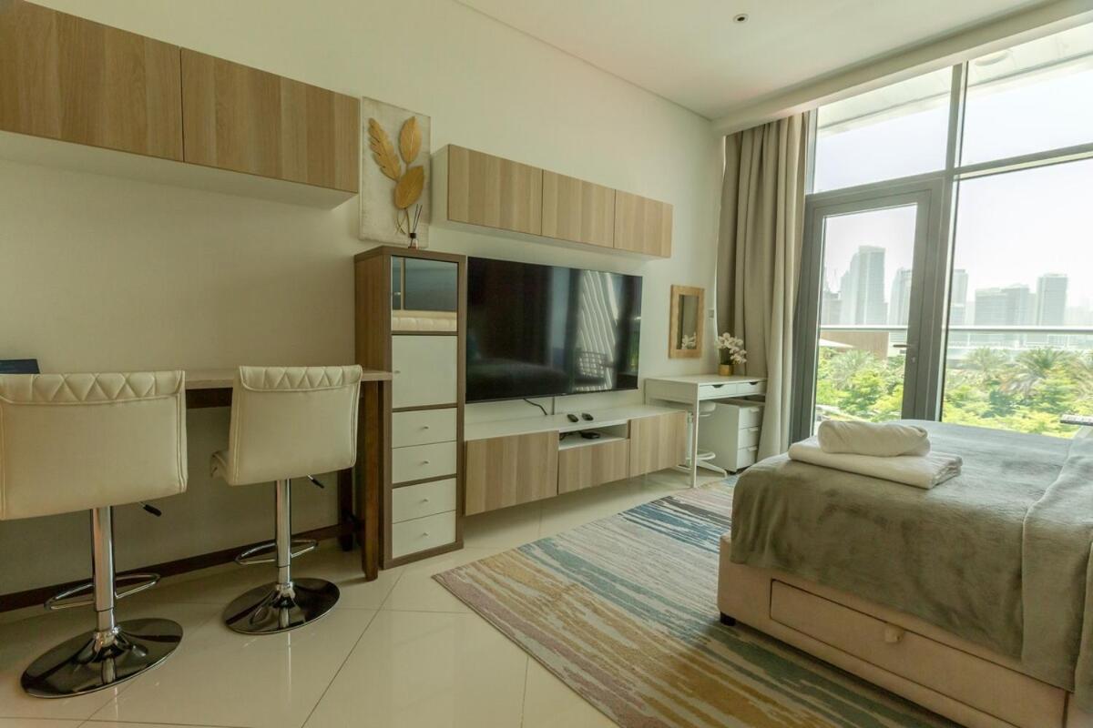 Sea-view At Seven Palm * Dubai